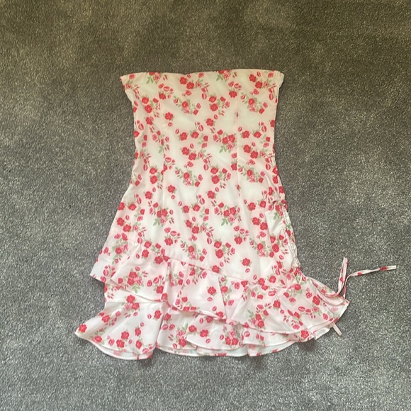 Summer dress - Picture 2 of 3